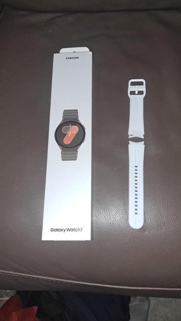 Samsung galaxy watch 7 40mm nieuw in gesealde doos beschikbaar voor biedingen