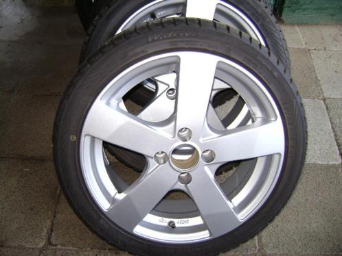 4 Yokahama winterbanden op velg 195/45 R16, Autos : Pièces & Accessoires, Pneus & Jantes, Pneus et Jantes, Pneus hiver, 16 pouces