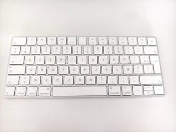 Apple magic 2 azerty draadloos toetsenbord (nieuwstaat), Enlèvement ou Envoi, Azerty, Comme neuf, Apple