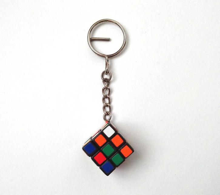 Porte-clés imitation mini Rubik's cube vintage des années 80, Hobby en Vrije tijd, Denksport en Puzzels, Gebruikt, Rubik's of 3D-puzzel