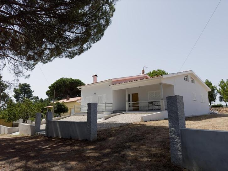 instapklaar vernieuwde vakantiewoning te koop in Portugal, Immo, Buitenland, Portugal, Woonhuis, Landelijk