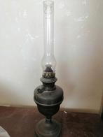 Grote oude olielamp, Enlèvement