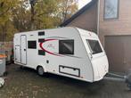 Familie caravan 6pers (met stapelbed) MTM 1300kg, Caravans en Kamperen, Caravans, Particulier, Zonnepaneel, Stapelbed