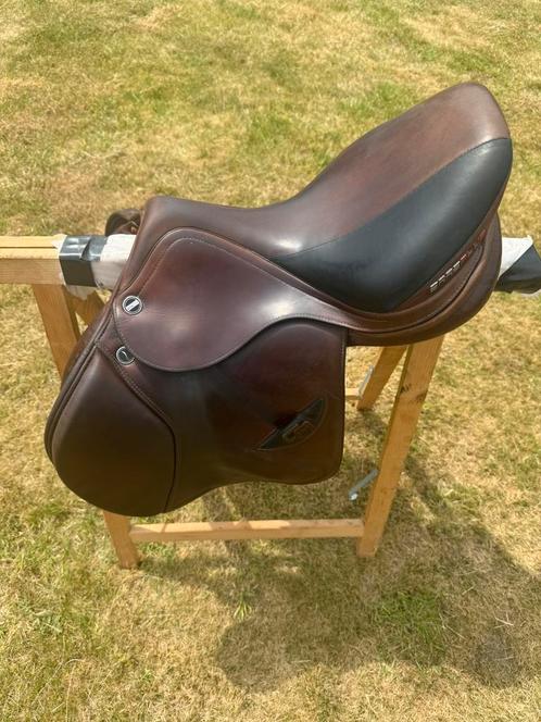 Erreplus CA springzadel - deze week ophalen 2000 euro, Dieren en Toebehoren, Paarden en Pony's | Zadels, Zo goed als nieuw, Ophalen of Verzenden