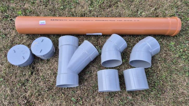 Nieuwe afvoerbuis, bochten, ... 110 mm Ø > overschot project, Doe-het-zelf en Bouw, Buizen en Afvoer, Nieuw, Afvoer, PVC, Minder dan 2 meter