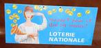 panneau d'affichage vintage en métal Loterie Nationale ca 19, Comme neuf, Enlèvement ou Envoi, Panneau publicitaire