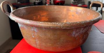 Oude koperen jampot beschikbaar voor biedingen