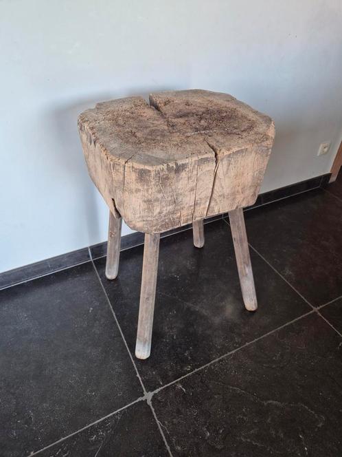 Prachtige oude vintage kapblok / hakblok / slagersblok, Huis en Inrichting, Krukjes, Gebruikt, Ophalen