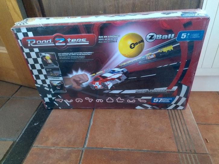 circuit voitures roadzters neuf, Enfants & Bébés, Jouets | Circuits, Neuf, Circuit, Autre propulsion, Autres marques, Enlèvement ou Envoi