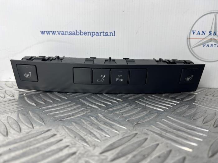 Stoelverwarmings Schakelaar van een Mercedes E-Klasse, Auto-onderdelen, Interieur en Bekleding, Mercedes-Benz, Gebruikt, 3 maanden garantie