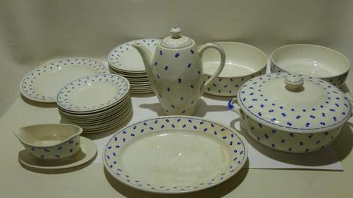 Servies Boch La Louviere"Le petit pois blue", 1950., Antiek en Kunst, Antiek | Servies los, Ophalen of Verzenden