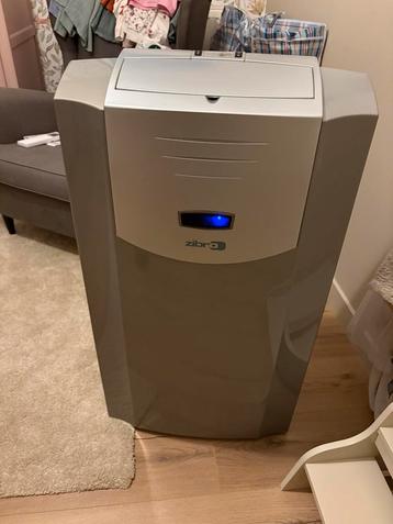 Krachtige Airconditioner semi mobiel met buitenunit beschikbaar voor biedingen