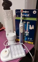 Brosse à dent électrique Oral B genius+accessoires, Ophalen of Verzenden, Zo goed als nieuw