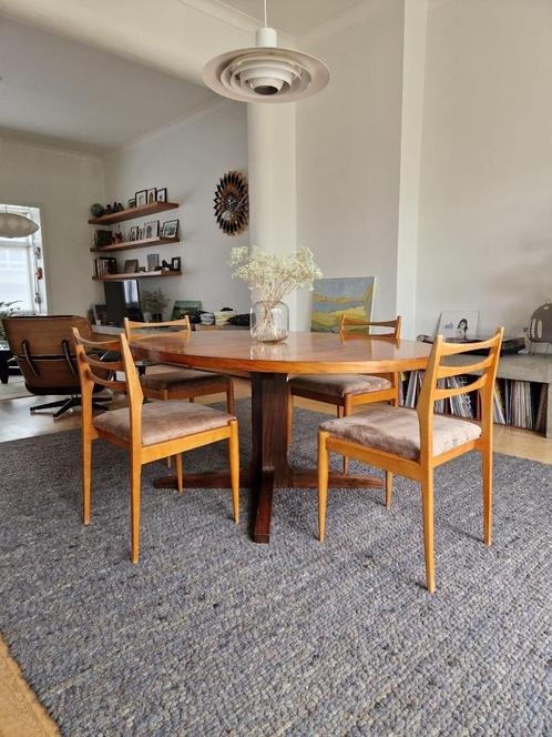 Set van 4 vintage midcentury Deense stoelen, Huis en Inrichting, Stoelen, Gebruikt, Vier, Hout, Stof, Overige kleuren, Ophalen