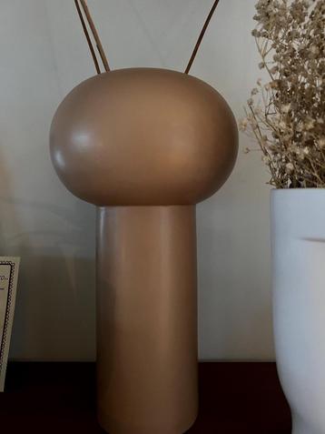Vaas bol cilinder oud roze pink beige droogbloemen deco beschikbaar voor biedingen