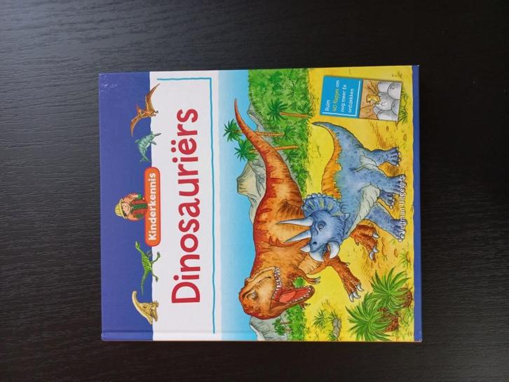 Nieuwe boek kinderen dinosauriërs met flapjes, Boeken, Kinderboeken | Jeugd | onder 10 jaar, Nieuw, Non-fictie, Ophalen