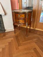 Stijlkastje met  2 laden, Ophalen