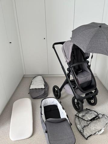 Dubatti kinderwagen  disponible aux enchères