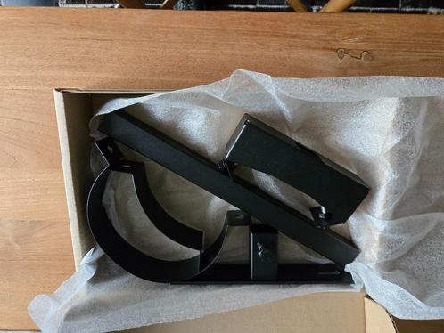 muurbeugel dubbelwandige buis 150mm verstelbaar, Doe-het-zelf en Bouw, Buizen en Afvoer, Nieuw, Overige typen, Inox, Minder dan 2 meter