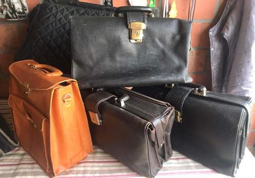 Oude tassen , dokterstas of schooltas, Handtassen en Accessoires, Tassen | Schoudertassen, Gebruikt, Oranje, Ophalen of Verzenden