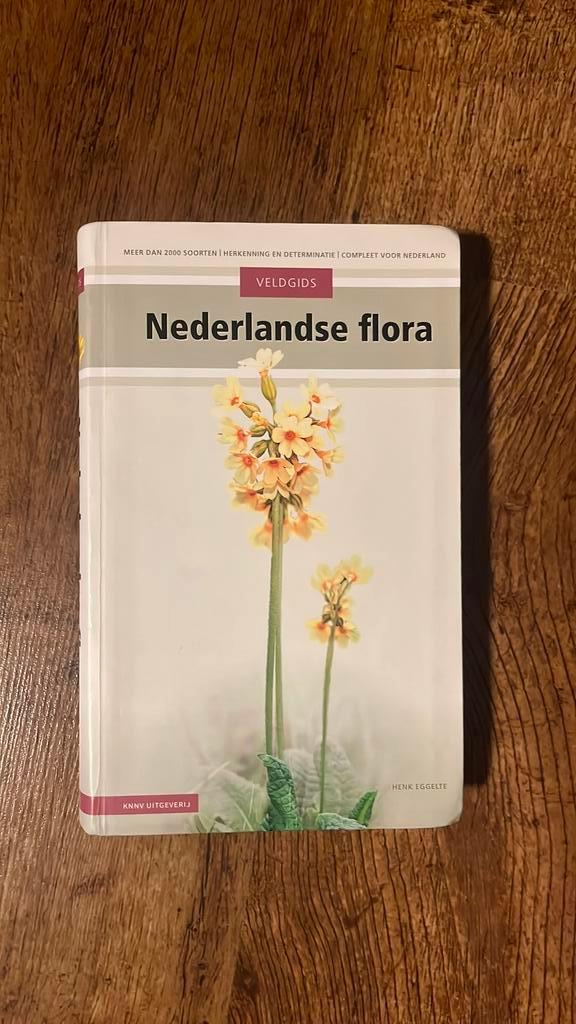 Veldgids Nederlandse flora, Boeken, Studieboeken en Cursussen, Zo goed als nieuw, Ophalen of Verzenden