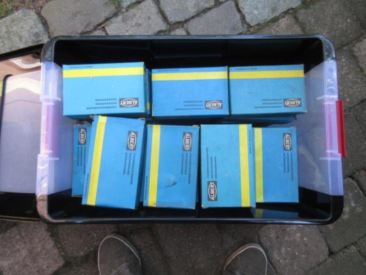 NOS Albert spiegel VW kever/type 3/ Karmann ghia, Auto-onderdelen, Spiegels, Volkswagen, Nieuw, Ophalen