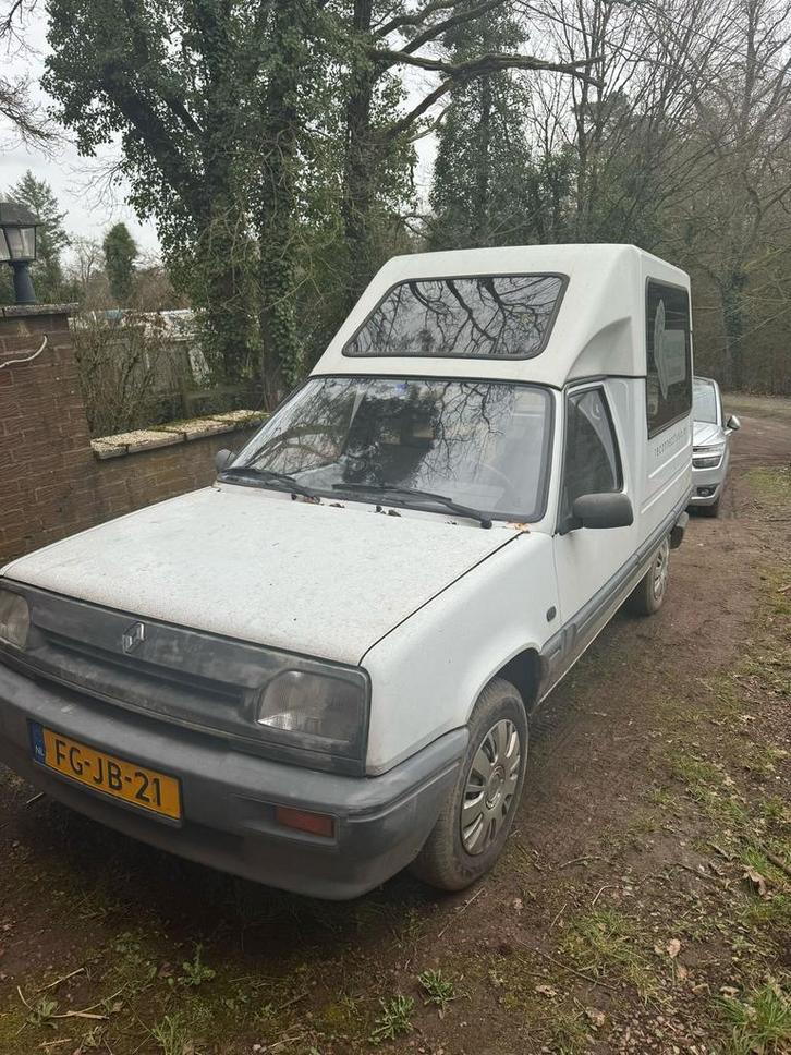Renault Express 1.4 1991 (pausmobiel) rolstoelauto, Auto's, Renault, Particulier, Overige modellen, Aangepast voor mindervaliden