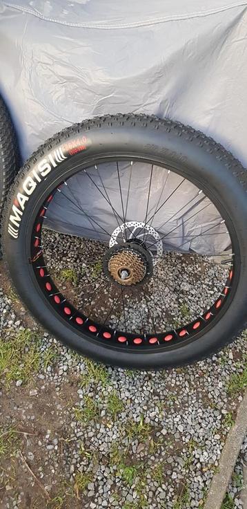 Verkoop verschillende soorten wielen: 26 inch fiets, fatbike beschikbaar voor biedingen