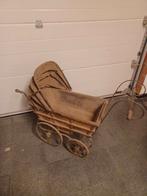 Antieke kinderwagen in hout originele ijzeren wielen p50euro, Ophalen of Verzenden
