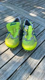 Spikes Asics maat 35, Sport en Fitness, Spikes, Ophalen, Asics