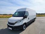 Iveco Daily 35-140 2.3 Turbo VGT Hi-Matic (bj 2023), Auto's, Bestelwagens en Lichte vracht, Stof, Gebruikt, 136 pk, Wit