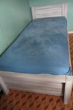 eenpersoons bed, Huis en Inrichting, Slaapkamer | Bedden, 100 cm, Gebruikt, Eenpersoons, Hout