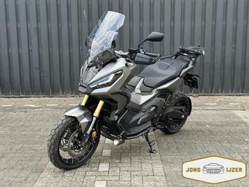 Honda 750 X-ADV 2023 Akrapovic garantie full option beschikbaar voor biedingen