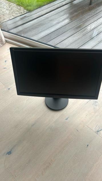 24 inch scherm VGA DVI viewsonic beschikbaar voor biedingen