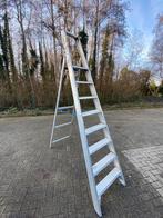 Solide, Doe-het-zelf en Bouw, Ladders en Trappen, Ophalen, Zo goed als nieuw, Trap