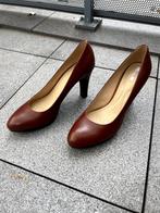 Chocoladebruine pumps (mt 42) Geox, Ophalen of Verzenden, Geox, Bruin, Zo goed als nieuw