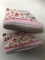Baby slofjes of schoentjes maat 68/74, Kinderen en Baby's, Babykleding | Schoentjes en Sokjes, Ophalen of Verzenden, Zo goed als nieuw