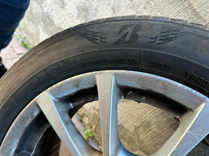 Orginele bmw 3 serie velgen en drager met koffer, Auto-onderdelen, Banden en Velgen, Band(en), 16 inch, Ophalen of Verzenden