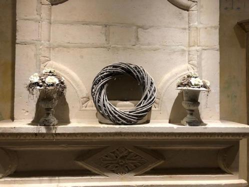 duurzame gietijzeren vazen - 3 modellen (3 x 2 stuks, Huis en Inrichting, Woonaccessoires | Wanddecoraties, Zo goed als nieuw