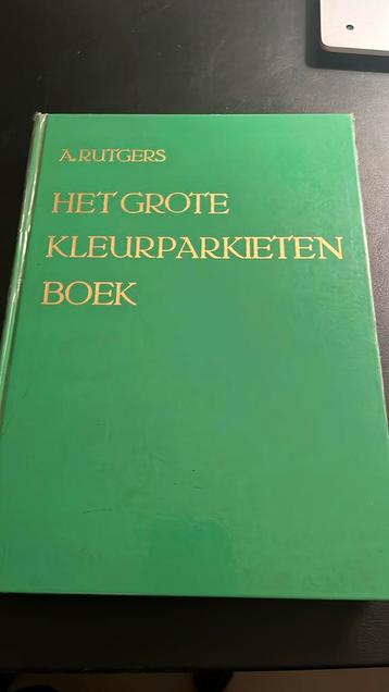 Het grote kleurparkieten boek beschikbaar voor biedingen