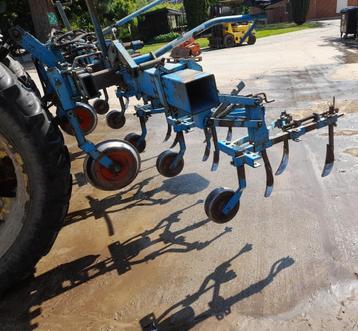 SCHOFFELMACHINE SUPERPREFER (4 rijen) beschikbaar voor biedingen