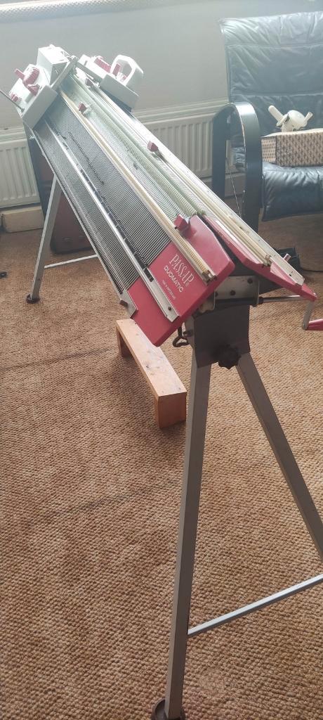 Passap Duomatic 80 breimachine, Hobby en Vrije tijd, Breien en Haken, Gebruikt, Breien, Machine, Ophalen