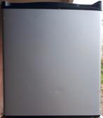 Koelkastje, zilver/zwart, Sans bac à congélation, Moins de 45 cm, Enlèvement, Utilisé