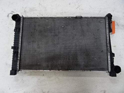 RADIATEUR Mercedes-Benz C (W203) (A2035000603), Auto-onderdelen, Airco en Verwarming, Mercedes-Benz, Gebruikt