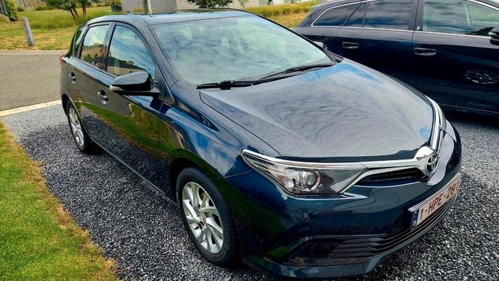 "gereserveerd"!!Toyota Auris 2016 zeer mooie staat, Auto's, Toyota, Particulier, Auris, ABS, Airbags, Airconditioning, Bluetooth