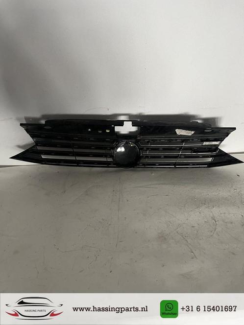 VW Passat 3G B8 Grill  3G0853651, Auto-onderdelen, Overige Auto-onderdelen, Volkswagen, Gebruikt, Ophalen of Verzenden