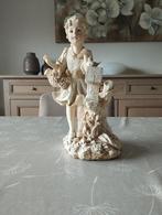 Postuur in biscuit, Huis en Inrichting, Ophalen