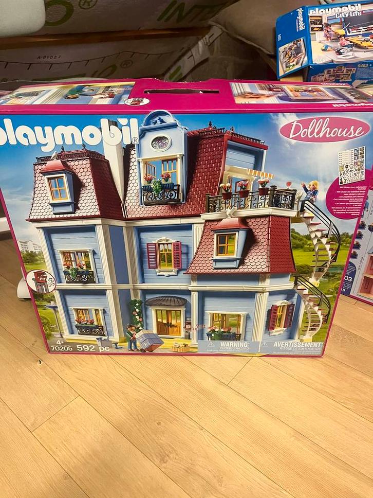 Playmobil maison - Dollhouse 70205+Extensions, Enfants & Bébés, Jouets | Maisons de poupées, Comme neuf, Enlèvement