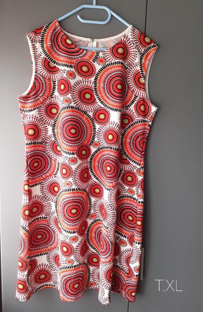 Robes été femme, Enlèvement, Comme neuf, Taille 46/48 (XL) ou plus grande, Longueur genou