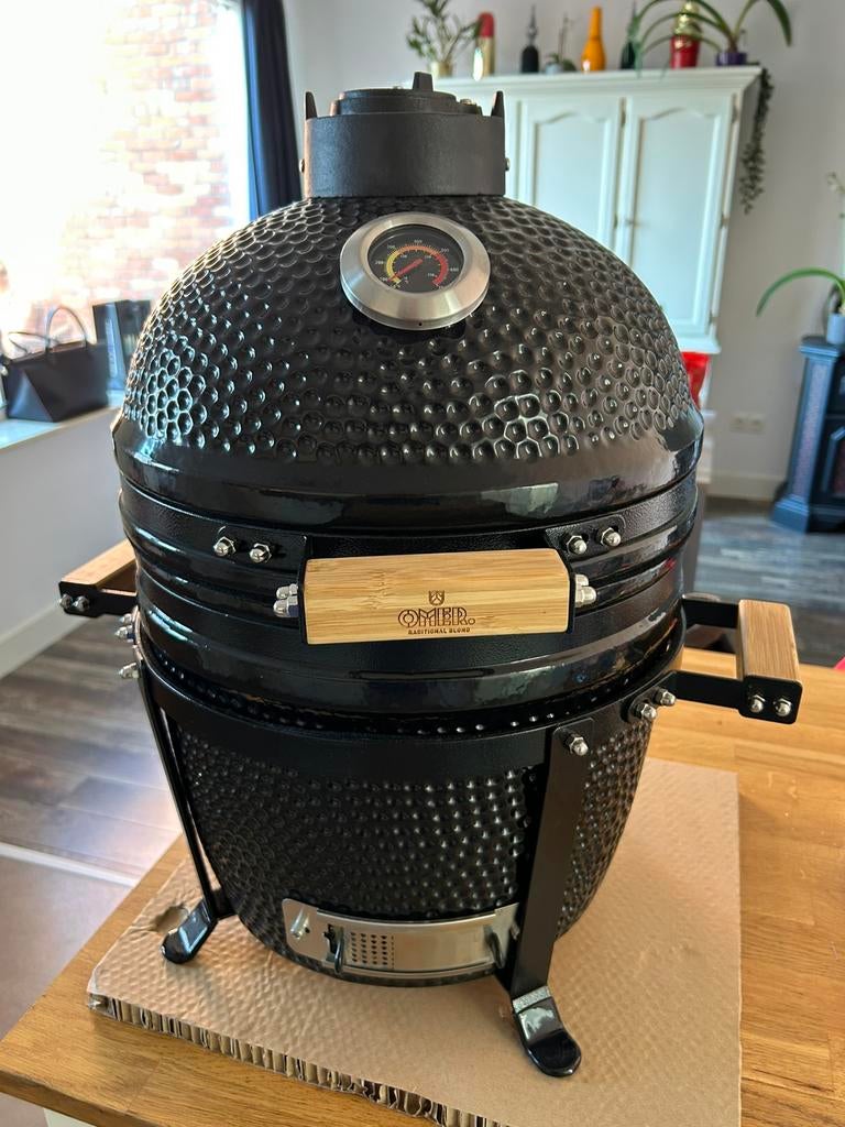 Nieuwe Kamado editie “Omer”, Tuin en Terras, Ophalen, Nieuw, Met accessoires